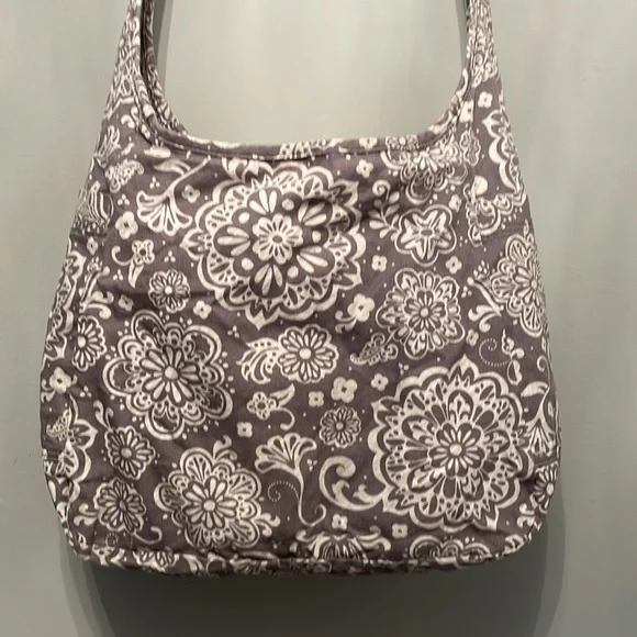 THIRTY-ONE SACK PURSE GRAY AND WHITE FLORAL - Picture 4 of 7